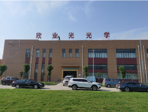  新安楼顶大型发光字制作如何安装？